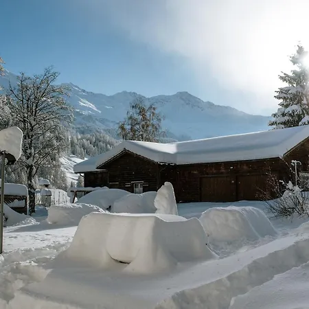Gruppenhaus Lindenhof بيت ريفي