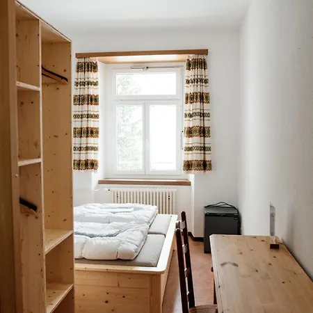 Gruppenhaus Lindenhof Churwalden