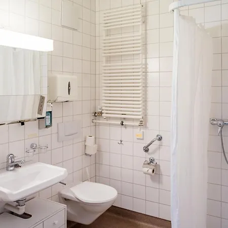 Gruppenhaus Lindenhof *