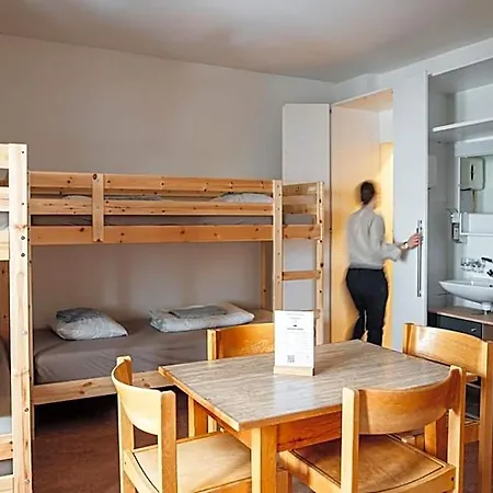Han/Misafirhane Gruppenhaus Lindenhof *