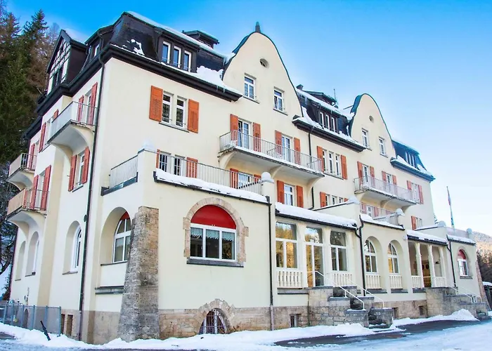 Gruppenhaus Lindenhof Inn *