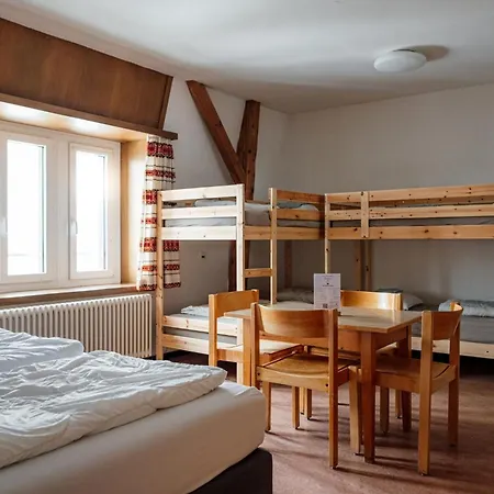 Gruppenhaus Lindenhof イン *