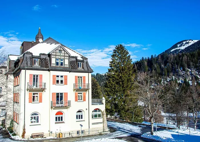 Gruppenhaus Lindenhof * Churwalden