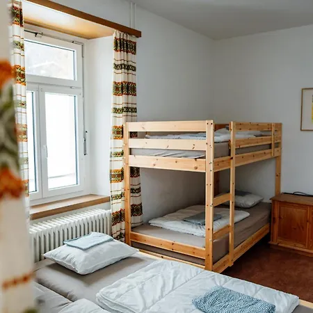 Πανδοχείο Gruppenhaus Lindenhof *